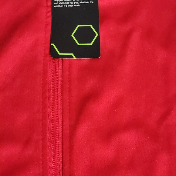 Brand new Umbro Size small jacket - Picture 5 of 11